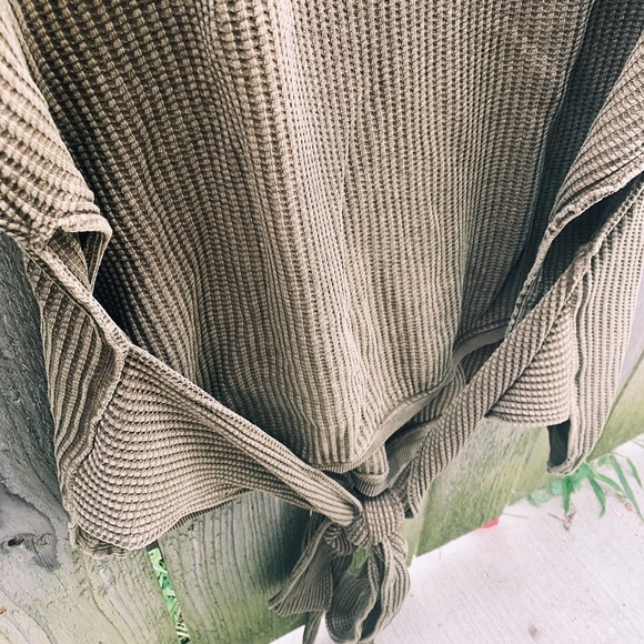 Free People Top! - Picture 2 of 2